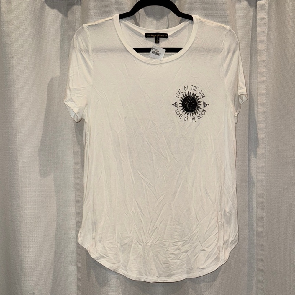 Rags to Riches White Short Sleeve Graphic Tee Large NWT